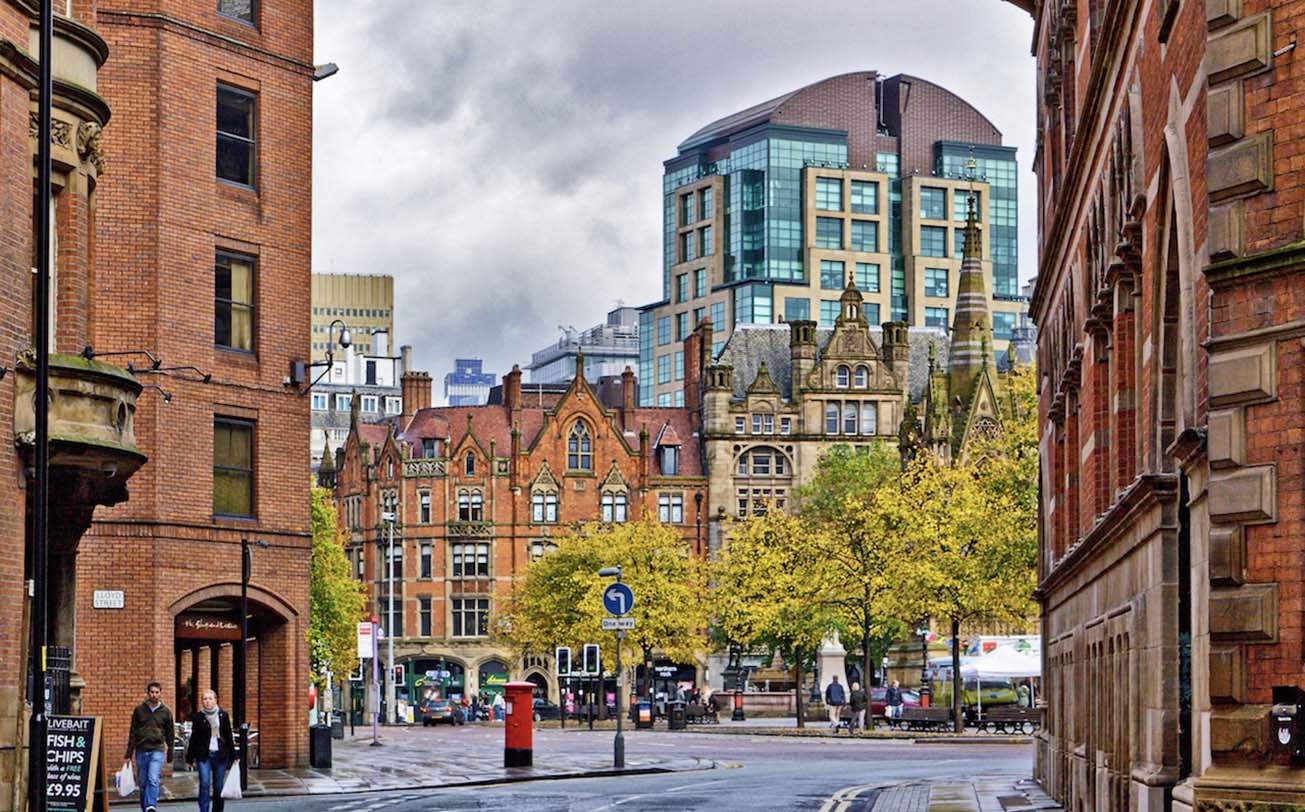 Manchester Accommodation Guide: A Dive into the Heart of the City