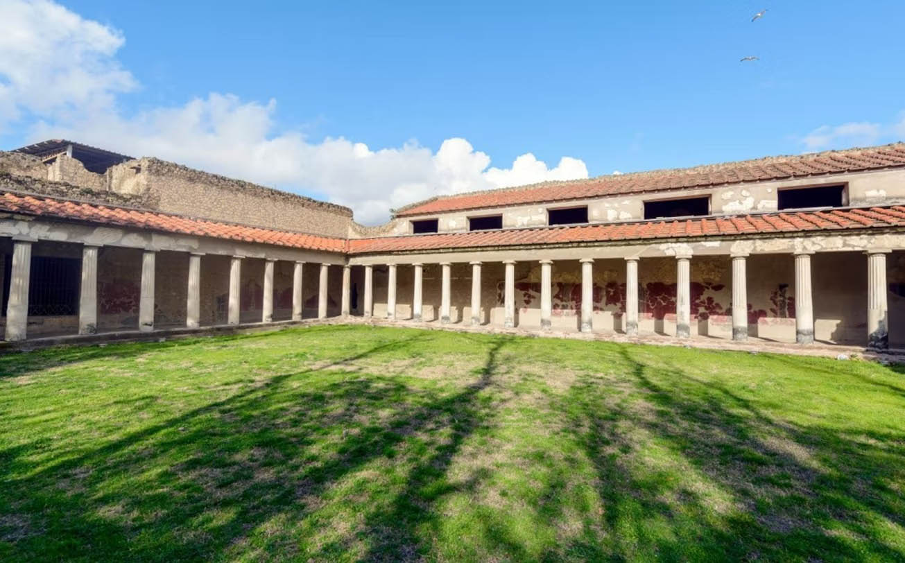 Visiting Pompeii: Exploring Ancient Ruins and Unveiling Hidden Wonders